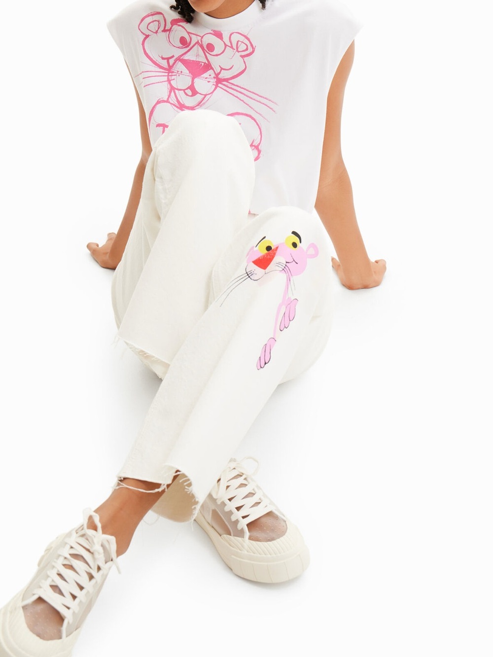 NWT Desigual x Pink Panther White Graphic Straight/Wide Leg Jeans Sz. 6 - Picture 2 of 10